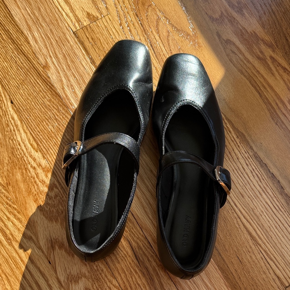 Old Navy Black Mary Jane Flats